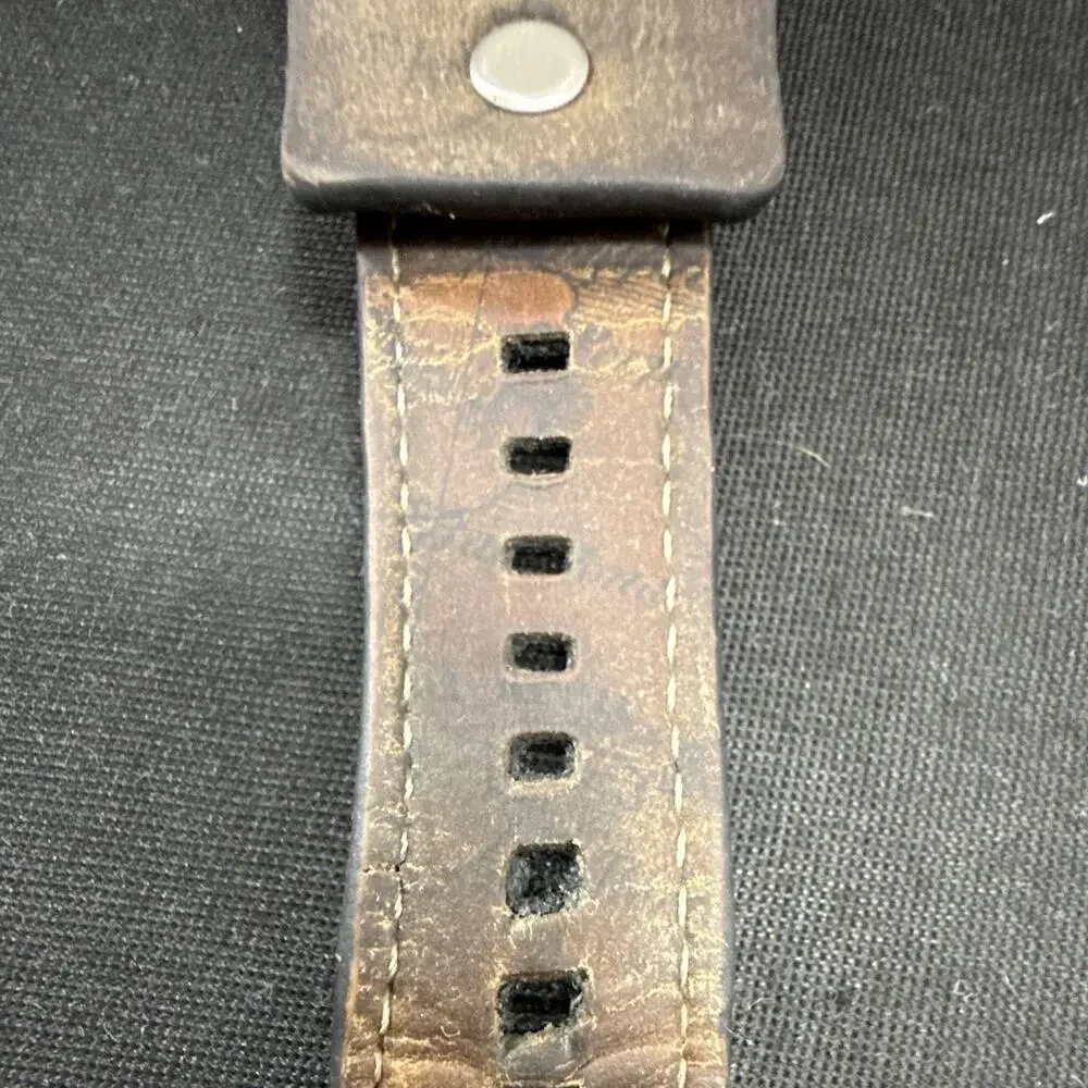 Mens Fossil Big Tic BG-2148 Wide Leather Cuff New Batteries Red/Black Dial 40mm